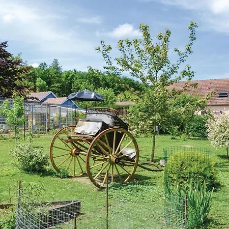Beautiful In Ls Vaudes With 1 Bedrooms, Wifi And Swimming Pool בית נופש Rumilly-les-Vaudes